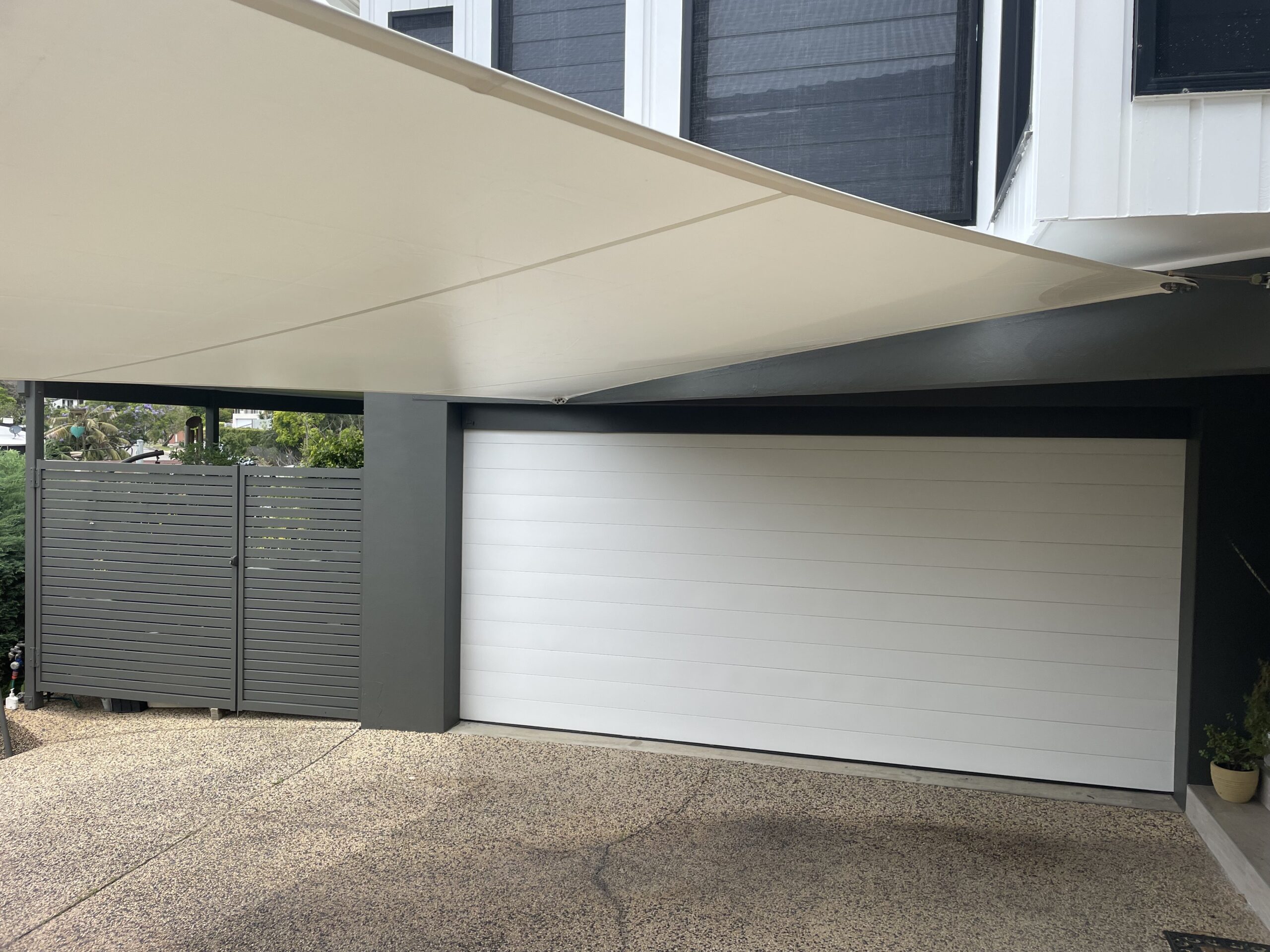 044 Home -